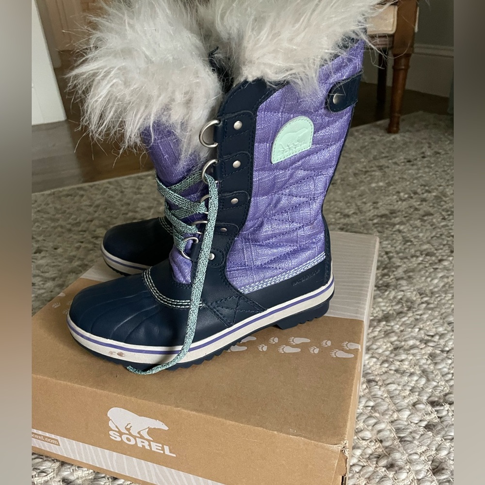 Sorel youth purple boots